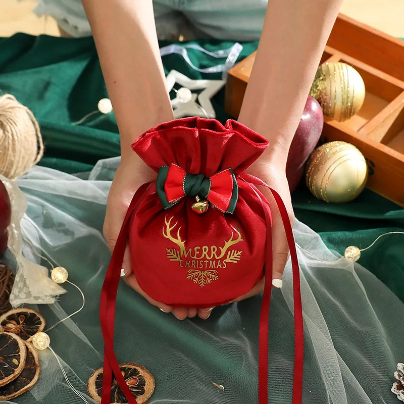 20 Pcs/Lot Creative Letter Printed Christmas Gift Bag Festive Supplies Bow Bells Velvet Bag With Cord