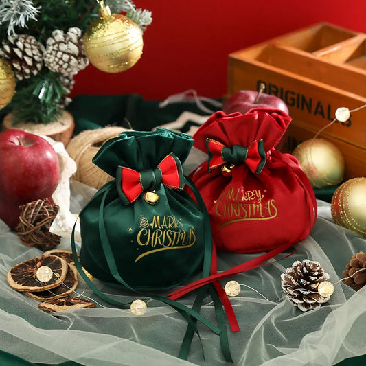 20 Pcs/Lot Creative Letter Printed Christmas Gift Bag Festive Supplies Bow Bells Velvet Bag With Cord