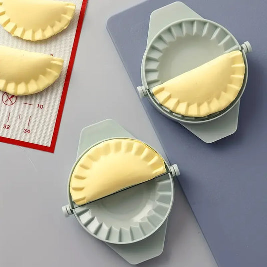 Kitchen Dumpling Maker Wrapper Presser Manual Dumpling Skin Mold Machine Ravioli Maker Press Pastry Maker Kitchen Gadgets