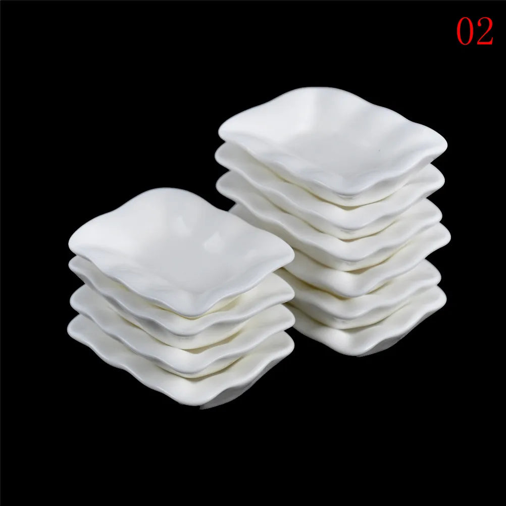 10Pcs/set Durable Mini Food White Dishes Tableware Miniature Doll House Accessories Dollhouse Trays Plates Doll Kitchen Toys